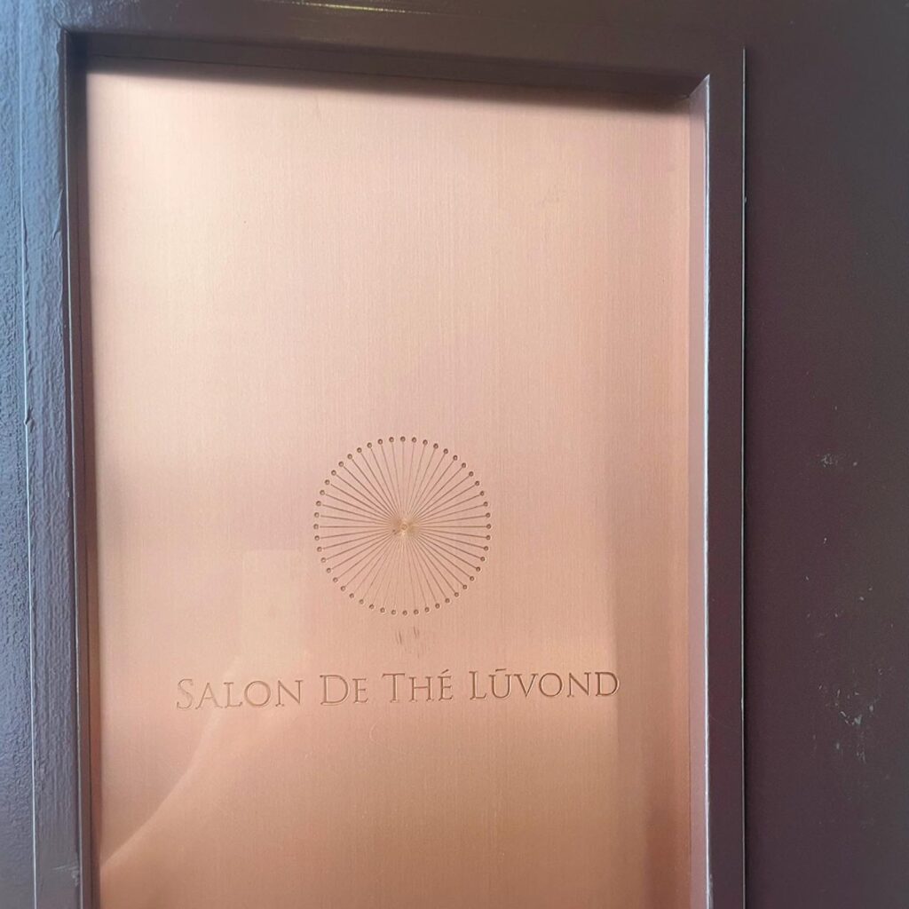 紅茶専門店サロン・ド・テ・ラヴォンド